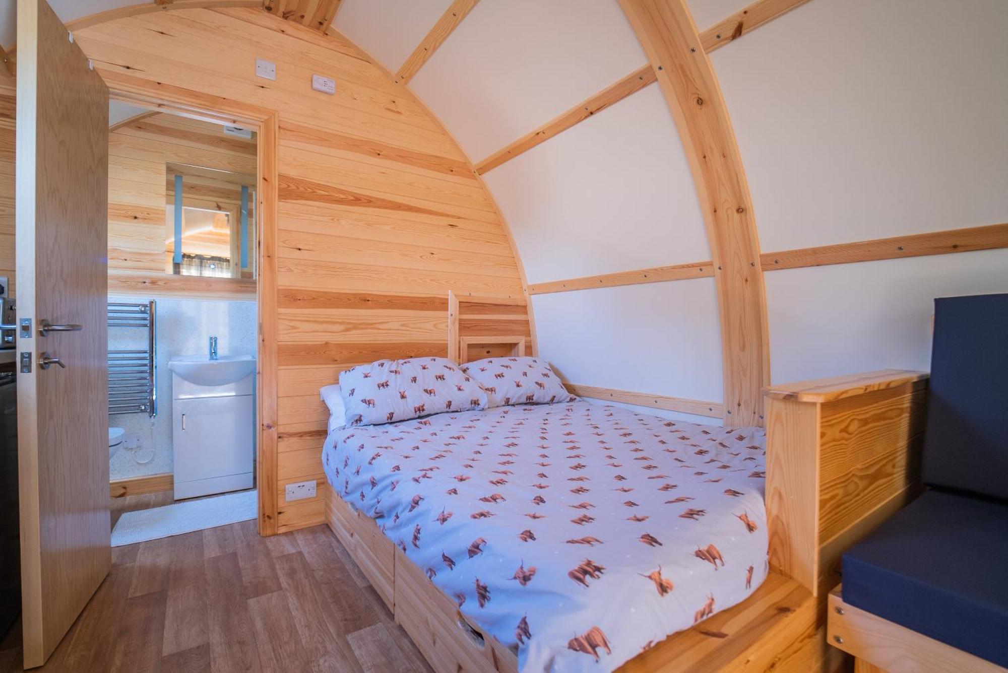 Rivendell Farm By Wigwam Holidays Carmarthen Exterior photo